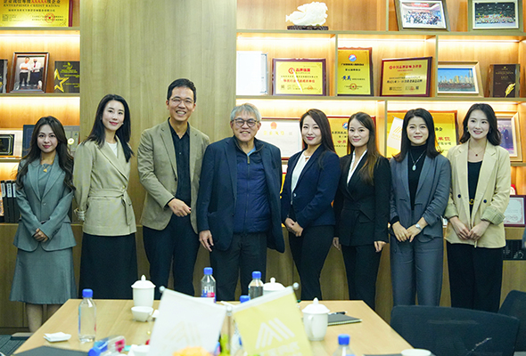 霍震宇先生联袂高净值客户莅临方舟天下 共话跨境财富传承新机遇